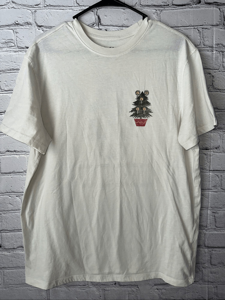 Goodfellow & Co Men’s Large Holiday Graphic T-Shirt Cream Cotton Blend Light It
