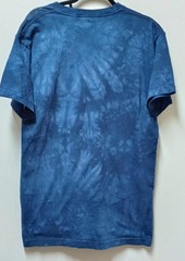 The Mountain Vintage Meiklejohn Polar Bear/Moon Adult T-shirt (Circa 2000’s)