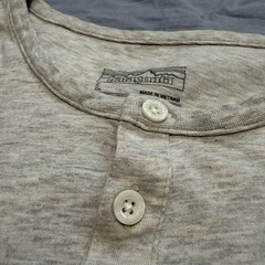 Patagonia Shirt Mens Large Beige Long Sleeve Daily Henley Organic Cotton Hiking