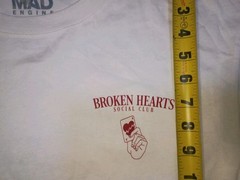 NWT Mad Engine Broken Hearts Social Club Medium White Cotton Graphic Crew Neck