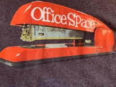 OFFICE SPACE MILTON T-Shirt L Official License Red Stapler 90s Movie Large