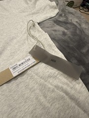 Fear of God Essentials T-Shirt SS22 Light Oatmeal – 100% Authentic (L)