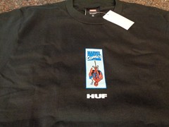 HUF x Marvel Adult Small Spider-Man Split T-Shirt Black 🕸️ New NWT