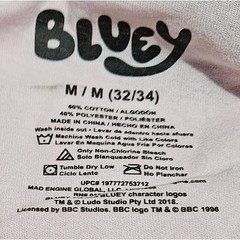 Bluey Smoochy Kiss Pink T-Shirt Men’s Medium Shirt Bingo Bandit Chilli Heeler