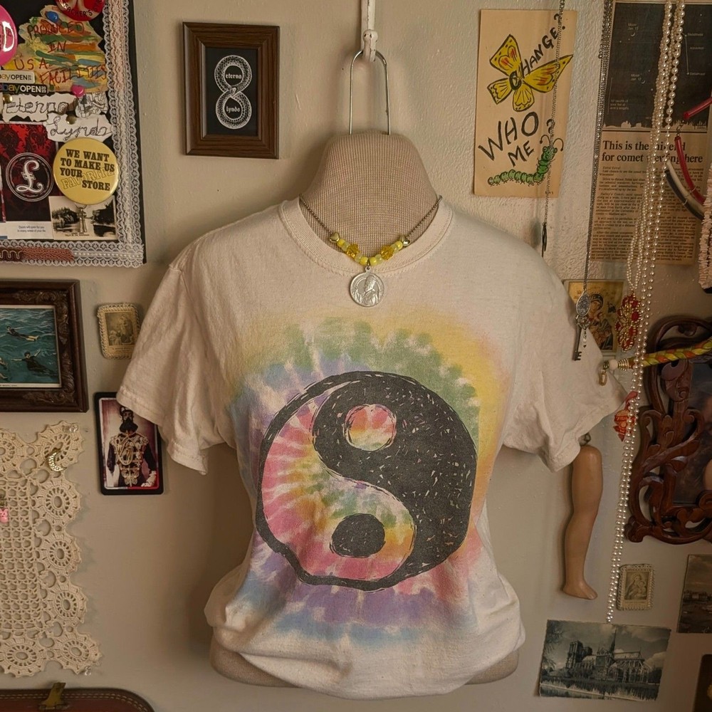 Tie Dye Yin Yang Graphic T-Shirt Unisex Men’s Small Cream Boho Spiral Pattern
