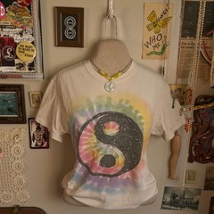 Tie Dye Yin Yang Graphic T-Shirt Unisex Men’s Small Cream Boho Spiral Pattern