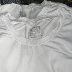 Lot – 2X 32 Degreees Cool Off White Polyester Spandex T-Shirt Short Sleeve Larg