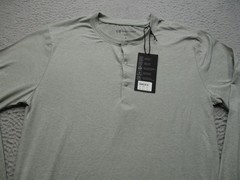 7 Diamonds Henley Shirt Mens Small Gray Core Long Sleeve Performance Tee Jersey