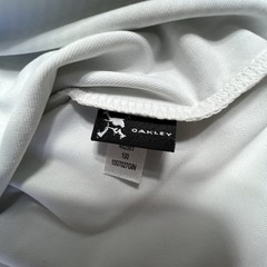 Oakley Tee, white with Green logo. Size Large Regular Fit