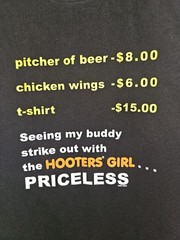 Vintage 2000 Hooters Priceless Funny Xl Mens Black Graphic Logo Short Sleeve Tee