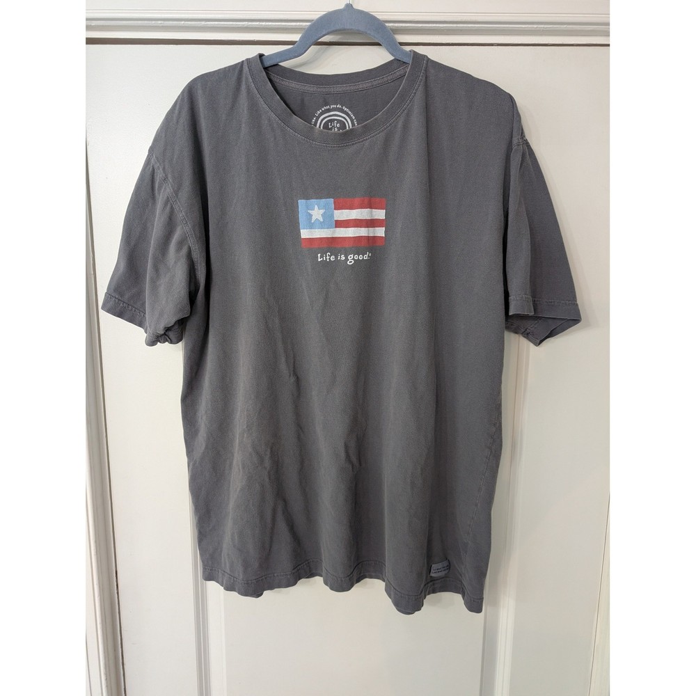 Life is Good Mens Large Gray Flag Graphic Short Sleeve Cotton Crusher T-Shirt