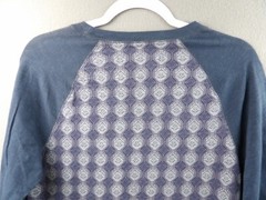 Mossimo Mens Size S 3/4 Sleeve T Shirt 100% Cotton Blue Geometric Pattern