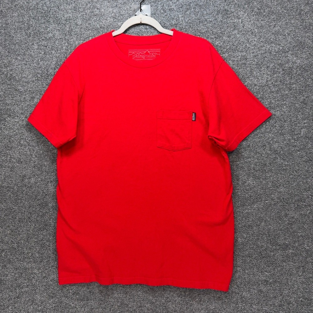 Patagonia Pocket Tshirt Mens Large Red Organic Cotton Slim Fit Casual Tee