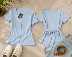MAD DOG Women’s Light Blue Ribbed Button Front Knit Top Short Sleeve Size M NWT