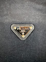 Prada Milano T Shirt Mens Small Black Crew Neck Enameled Metal Triangle Logo