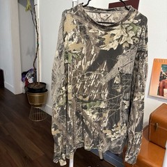 Mossy Oak Men’s Camo Long Sleeve Crew Neck Cotton Knit Pocket T-Shirt XL