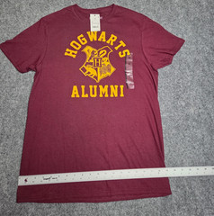 Harry Potter Shirt Mens Medium Hogwarts Alumni Maroon