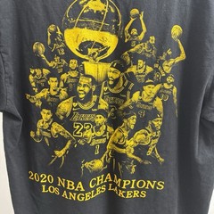 Lakers basketball t shirt Mens XLarge Suna Tag 2020 Champions NBA Graphic Tee