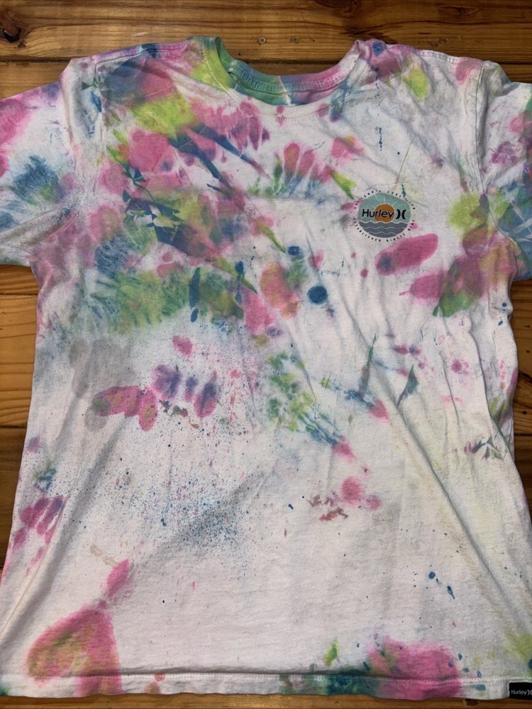Hurley Tye-dye Unisex Size Medium T-Shirt. 100% Cotton. Fits True To Size