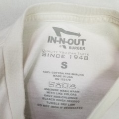 In-N-Out Burger T-Shirt Unisex Size Small White 2023 California Classic Car