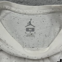 Nike Air Jordan Retro 1 Embroidered Wing Logo White T-shirt Mens Medium
