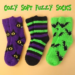 3 Pairs Halloween Fluffy Socks for Women Men，Cozy Fuzzy Bat Green Socks Carto…