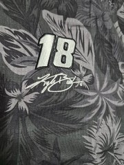 KYLE BUSCH TOMMY BAHAMA BUTTON UP DRESS SHIRT X-LARGE #18 KBM NEW W/TAGS
