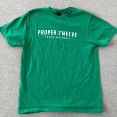 Proper No Twelve Irish Whiskey Green Graphic T-Shirt Men Medium Gildan Softstyle