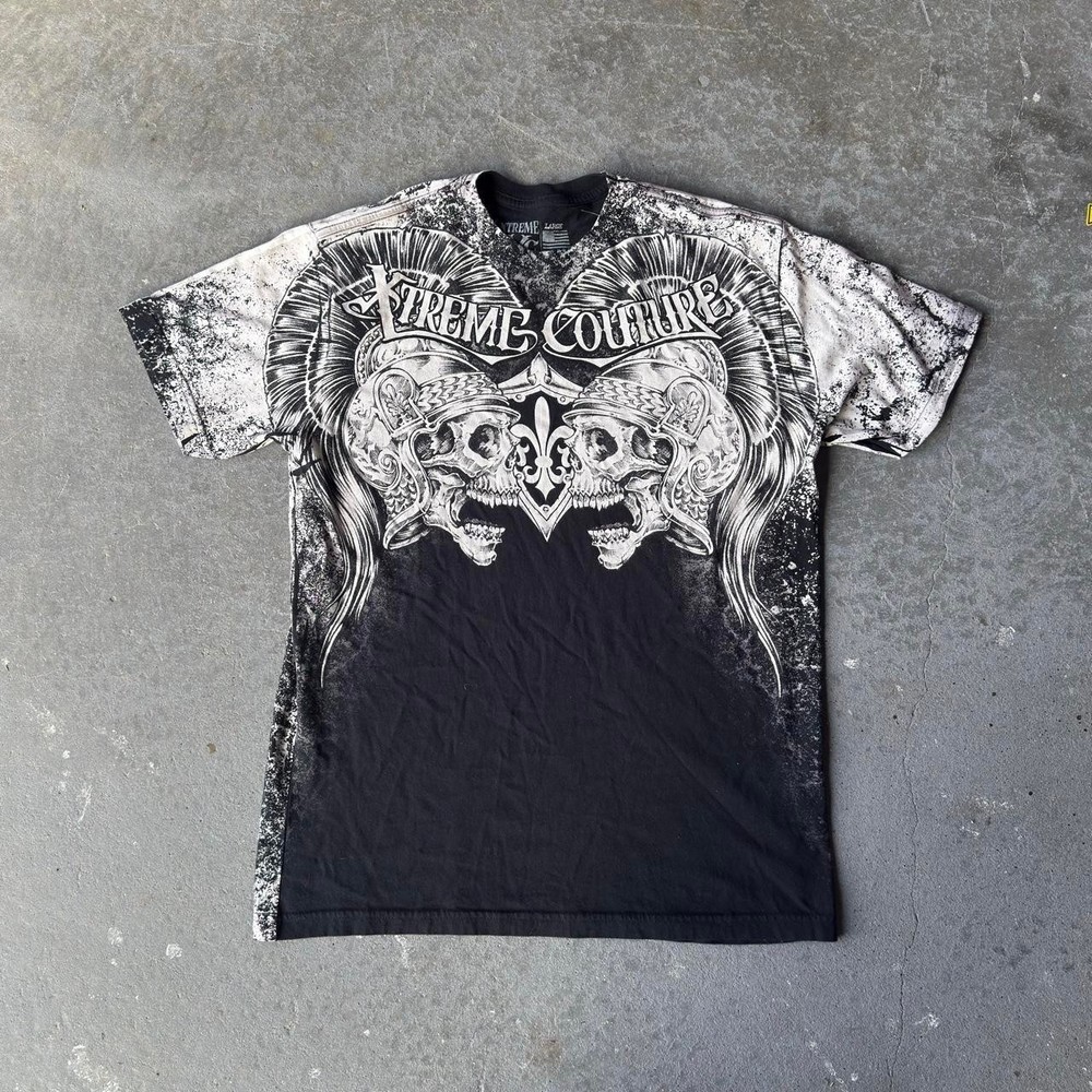 2000s Xtreme Couture by Affliction Roman Skulls (L)