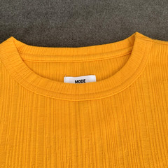 Mode of One Men’s M Textured T-Shirt Short-Sleeve Relaxed-Fit Crinkle Orange