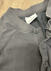 GYMSHARK Men’s Rest Day Short Sleeve Henley Shirt Size Small Gray Casual