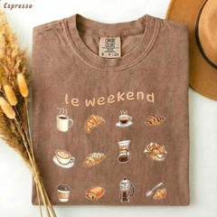 le weekend Coffee Croissant Comfort Tee Shirt Relaxed