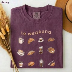 le weekend Coffee Croissant Comfort Tee Shirt Relaxed