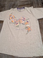 Vintage 90s Memphis Tennessee T-Shirt Seashells Starfish Graphic M/L Gray Purp