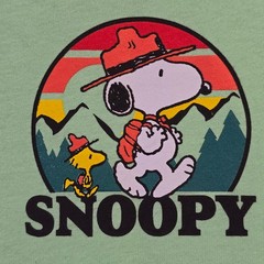 Peanuts® Hiking Snoopy t shirt Men Large Green Charlie Brown Classic Camping NWT
