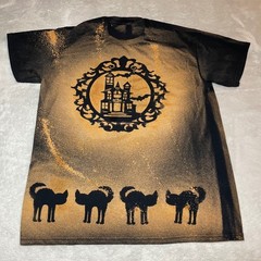 Halloween Bleach Wash T-Shirt Black Medium Haunted House Cats Ghosts Goth Spooky