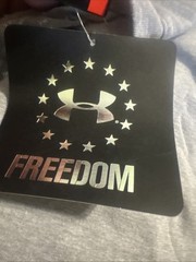 Under Armour Men UA Freedom Vintage Flag T-Shirt UA 1299257 Steel Grey 2XL NEW