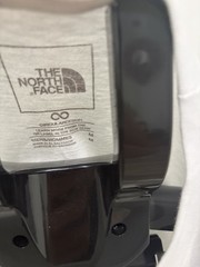 The North Face Long Sleeve Hit Graphic T-Shirt Mens Medium TNF White/Black NWT
