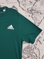 Adidas AEROREADY Men’s T-Shirt Green Size S Short Sleeve Performance Fit