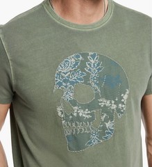 John Varvatos Men’s Embroidered Applique Skull SS Crew T-Shirt Flagstone Grey
