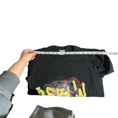 B&C Collection Berlin Graffiti Graphic T-Shirt Black Peace Sign XS E150