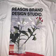 NWT Reason Design Studio Men’s Limited Edition “Built To Last” White Tee Large
