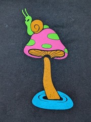 ALAB Psychedelic Mushroom T Shirt Medium 2 Sided Bright Blacklight Colors