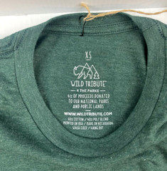 Glacier National Park Shirt Mens X- Small Green Wolf Art Outdoor Montana Tourist