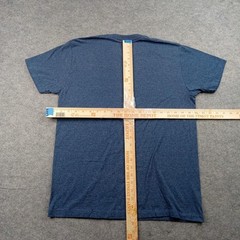 Superman Shirt Mens Medium Blue Shield Logo Graphic Tee Tagless DC Comics