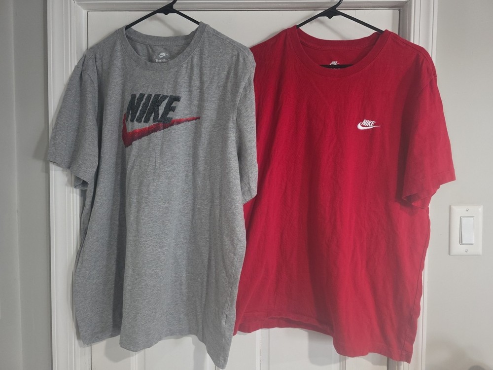 LOT OF 2 MENS THE NIKE TEE SHIRTS ONE GRAY AND ONE RED BOTH SIZE XL
