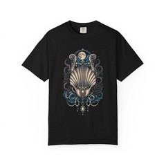 Gothic Beach Lyre Kraken Shell T-Shirt Graphic