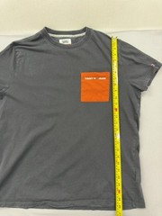 Tommy Jeans T-Shirt Black XXL Short Sleeve Pocket Cotton Round Neck