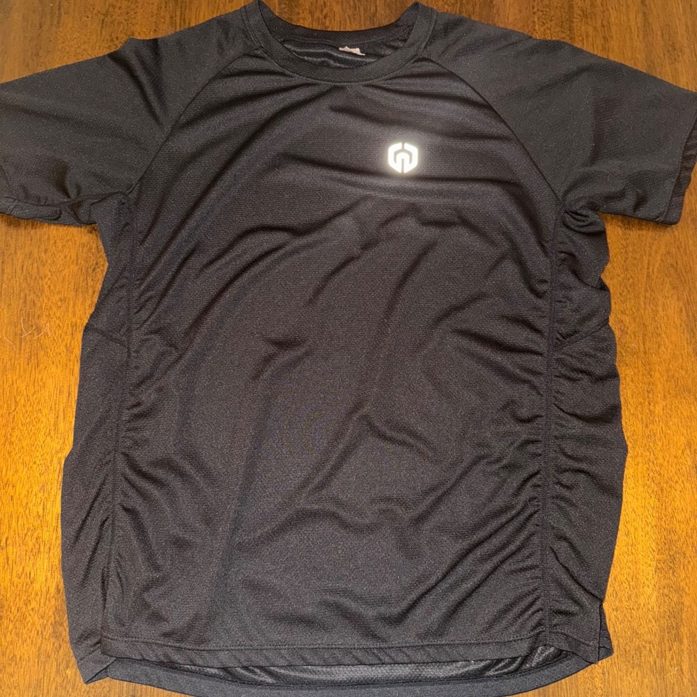 NELEUS Black Athletic Shirt Short Sleeve Rouched Side Size Large