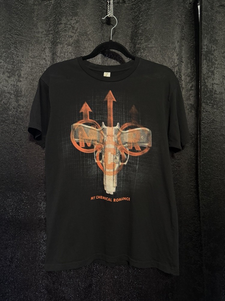 My Chemical Romance Pistols Tshirt Conventional Weapons Era Black Medium Rare